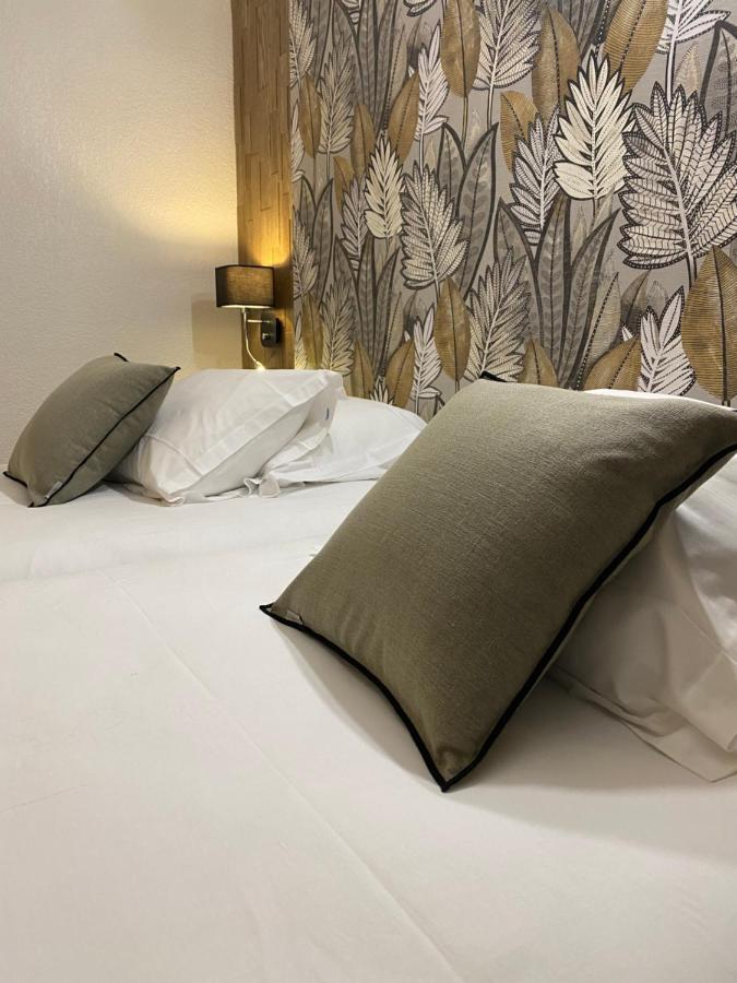 Hotel La Lagune Люссиана Номер фото